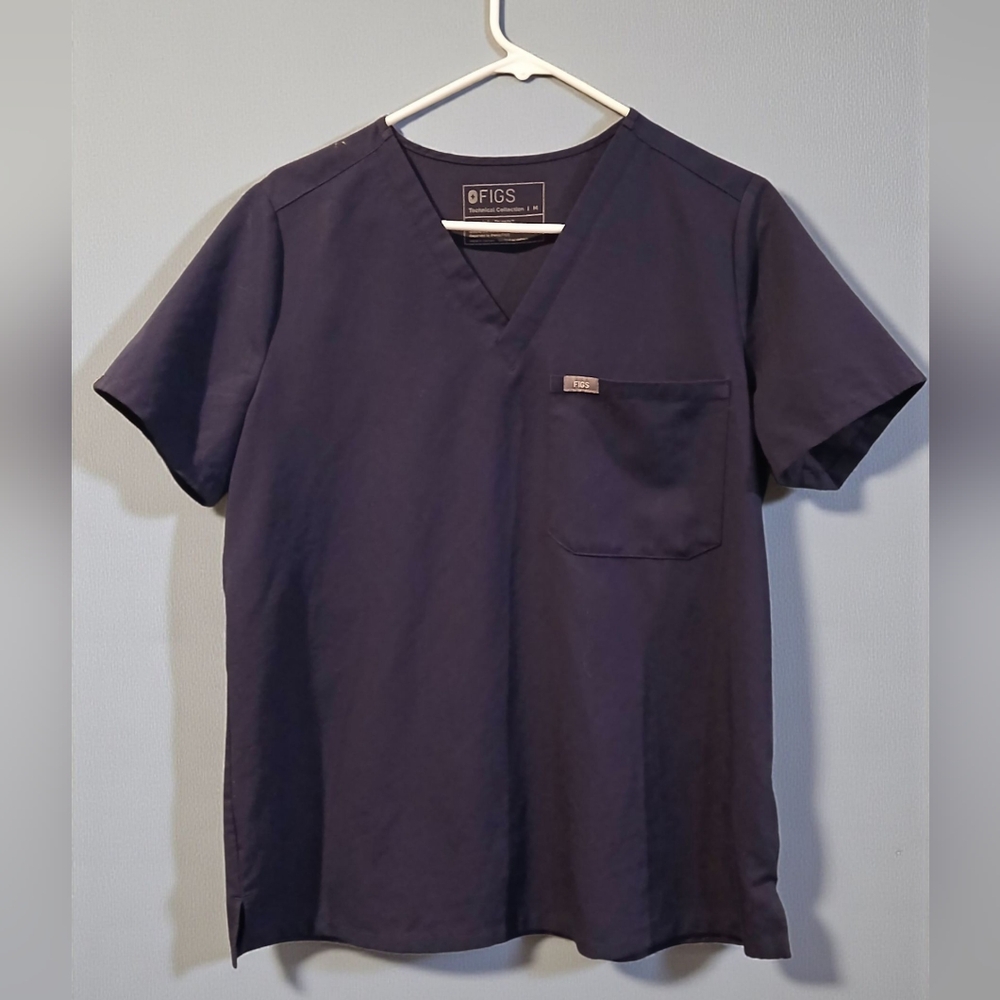 Figs Scrubs Dark Blue Navy Unisex Technical Solutions Shirt sz Medium